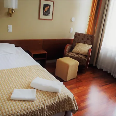 Kesaehotelli Aurora Отель 3*